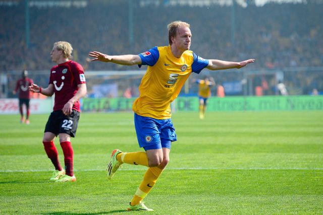 Νίκη-ελπίδα για την Μπραουνσβάιχ επί του Ανόβερου