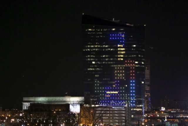 Μοναδικές στιγμές Tetris σε έναν ουρανοξύστη 29 ορόφων