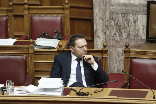 Νέο «πέρα – δώθε» με υπουργική τροπολογία στη Βουλή