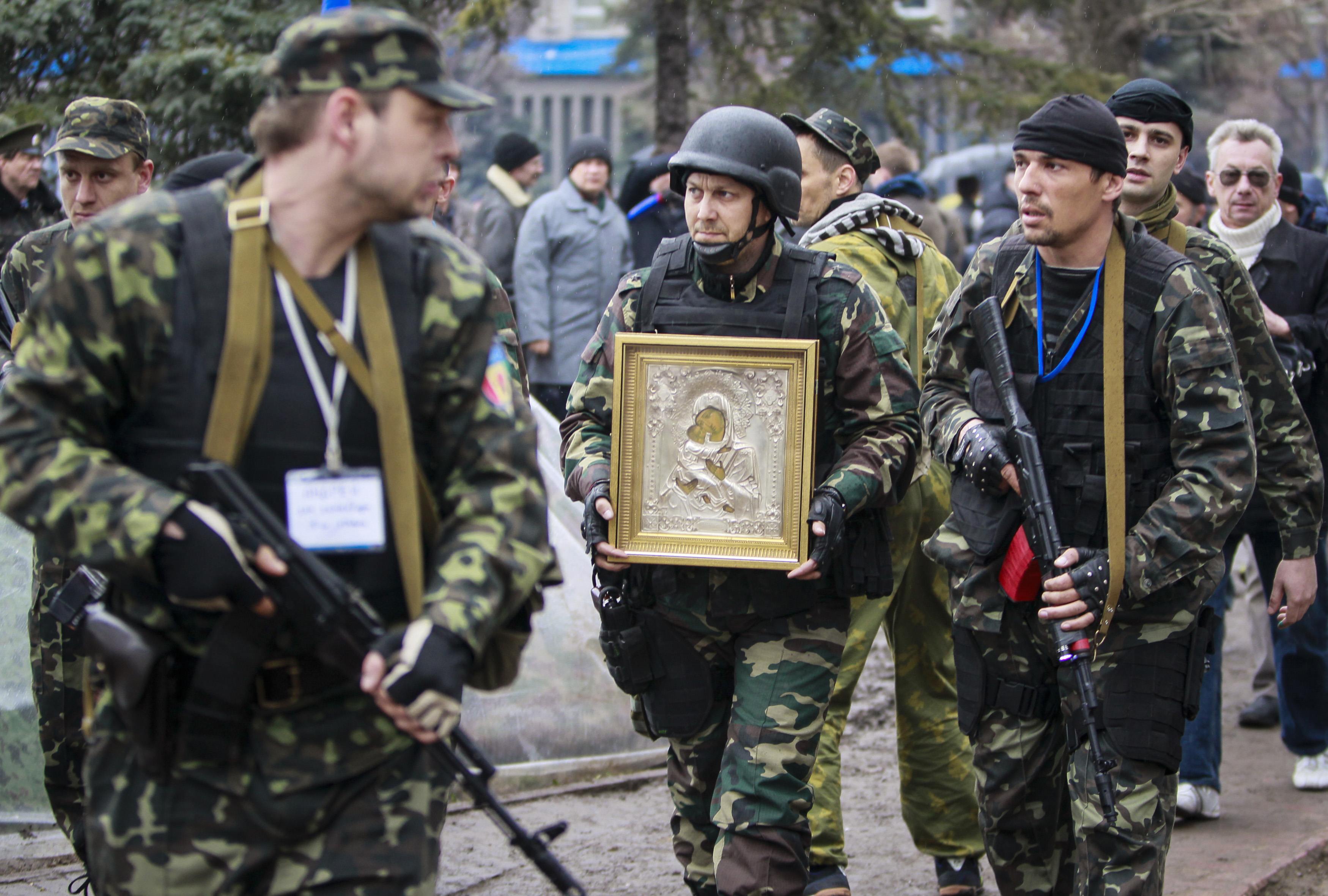 Αίμα στην επέμβαση ουκρανικών δυνάμεων στο Σλαβιάνσκ κατά φιλορώσων ενόπλων