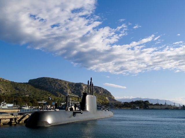 Δρομολογούνται οι εργασίες στα τέσσερα υποβρύχια του Πολεμικού Ναυτικού