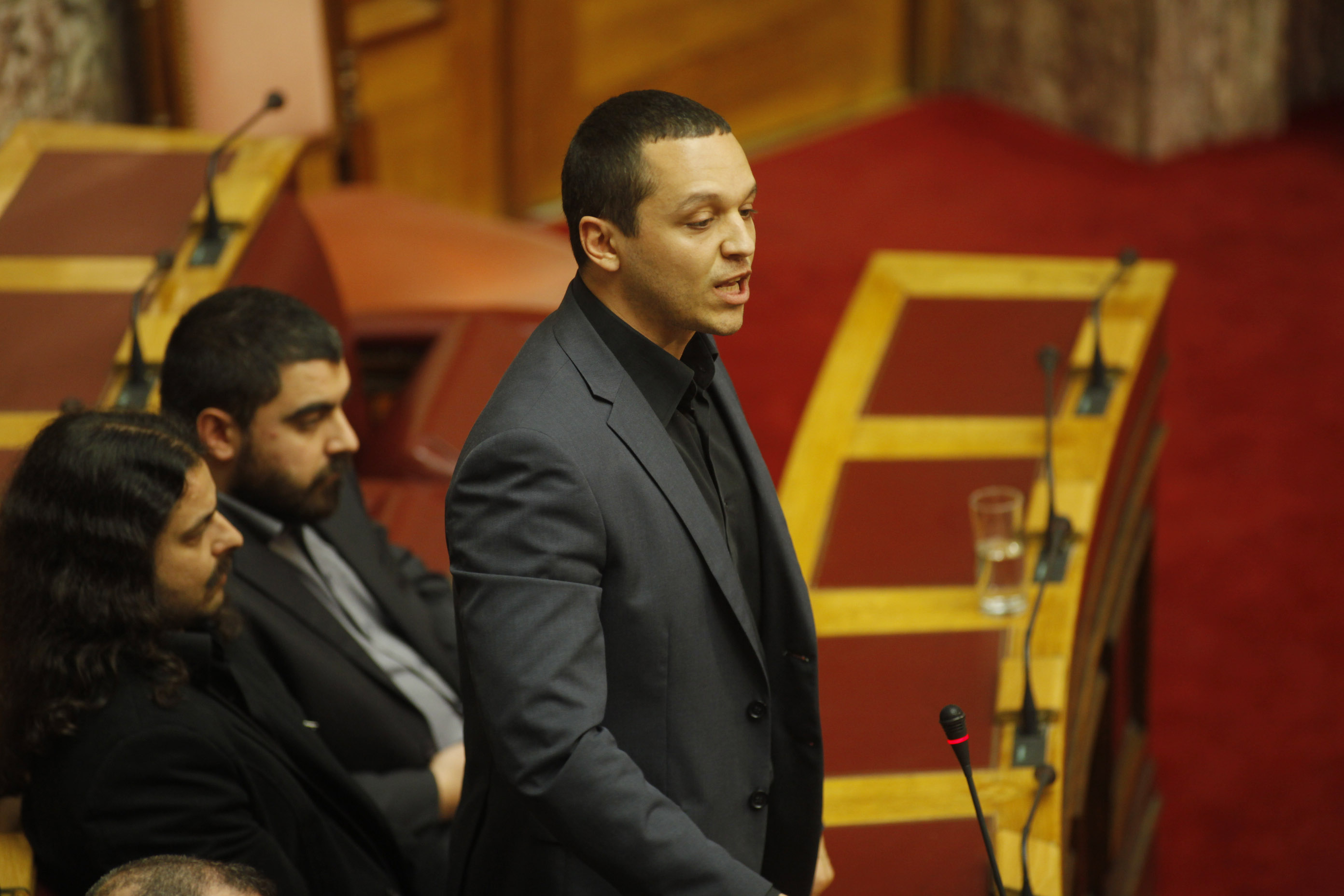 Προς την Βουλή οδεύει η δικογραφία σε βάρος Κασιδιάρη για το βίντεο Μπαλτάκου