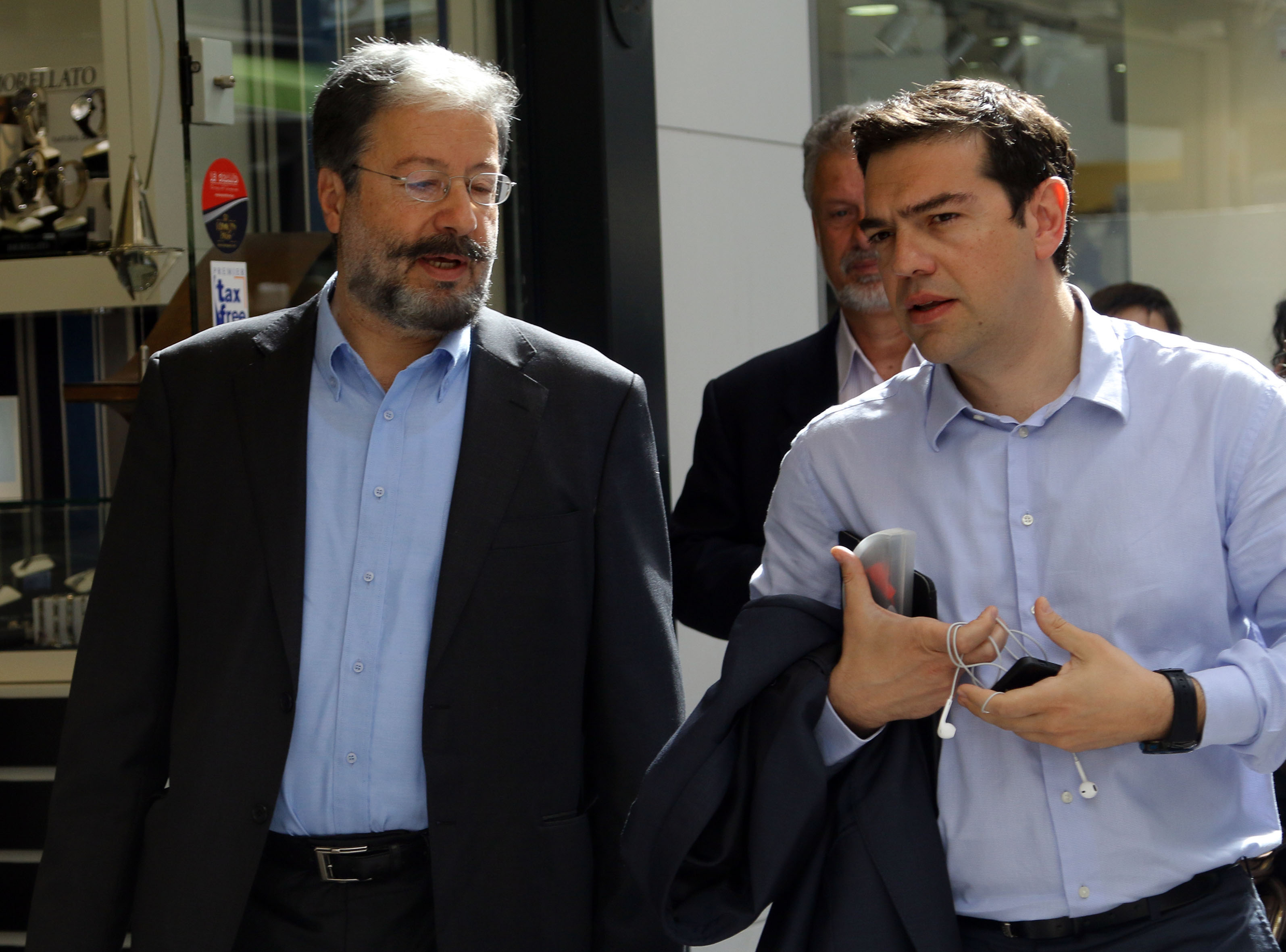 Τσίπρας: Να ηττηθούν παντού οι δυνάμεις του μνημονιακού κατεστημένου