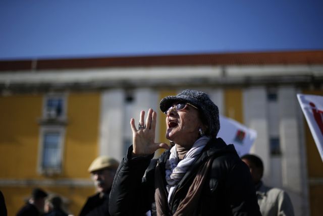 Πορτογαλία: Από την «επανάσταση των γαριφάλλων» στο τέλος της τρόικας