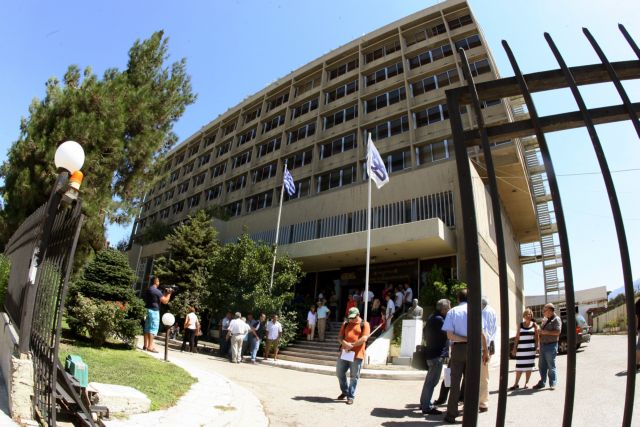 Συμφωνία μεταξύ Ενόπλων Δυνάμεων και ΕΑΣ για προμήθεια πυρομαχικών