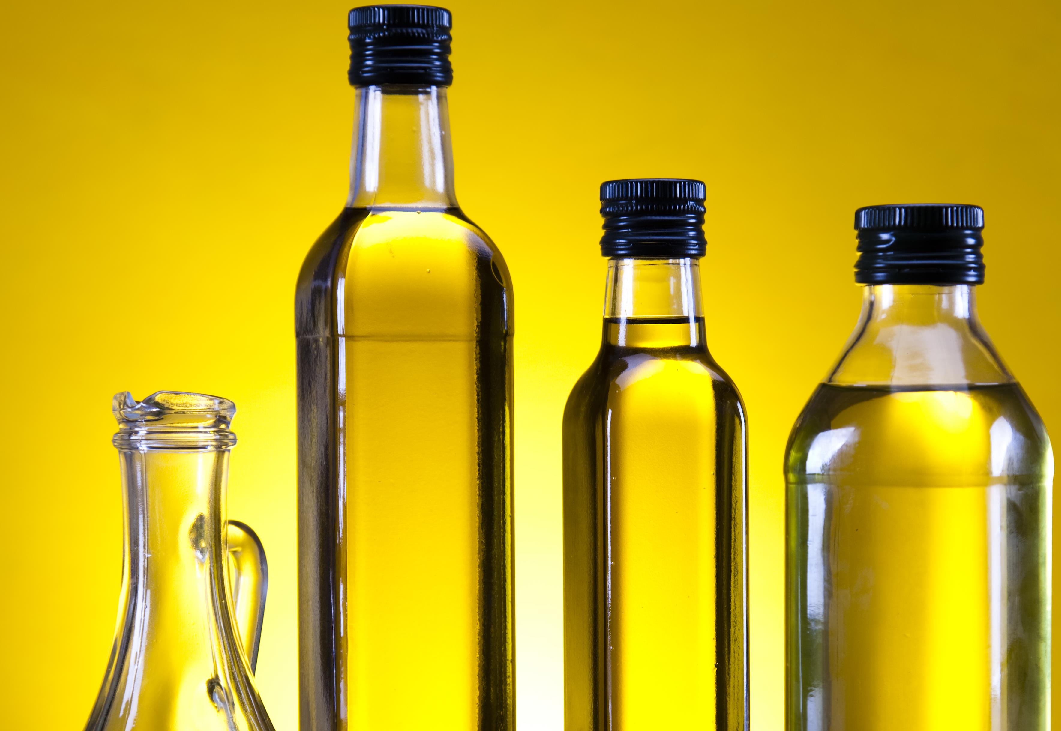 Ηλιέλαιο με χρώμα πωλούνταν ως ελαιόλαδο στη Μακεδονία