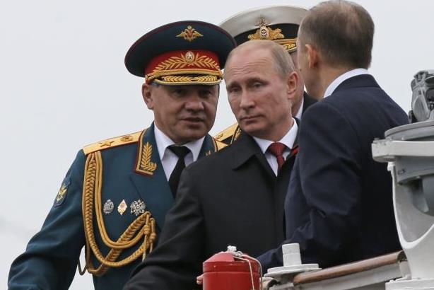«Γίναμε ισχυρότεροι με την Κριμαία» είπε ο Πούτιν από τη Σεβαστούπολη