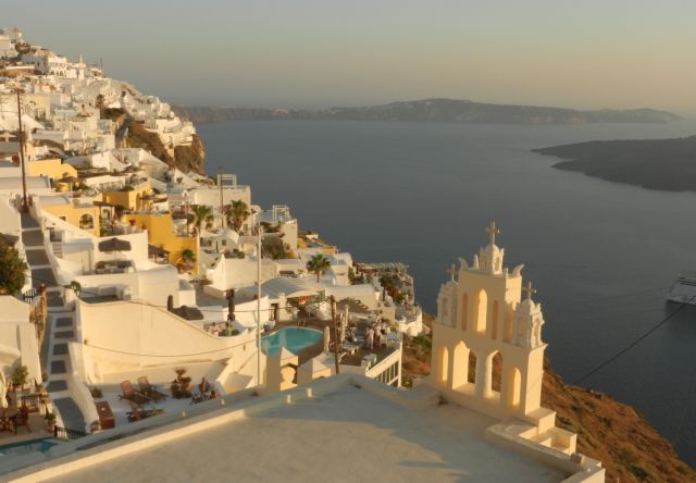 TUI Travel: Τεράστια ανάκαμψη στη ζήτηση για Ελλάδα