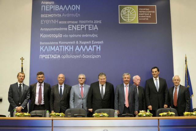 Υπογράφηκαν οι συμβάσεις για τους υδρογονάνθρακες στη Δυτική Ελλάδα