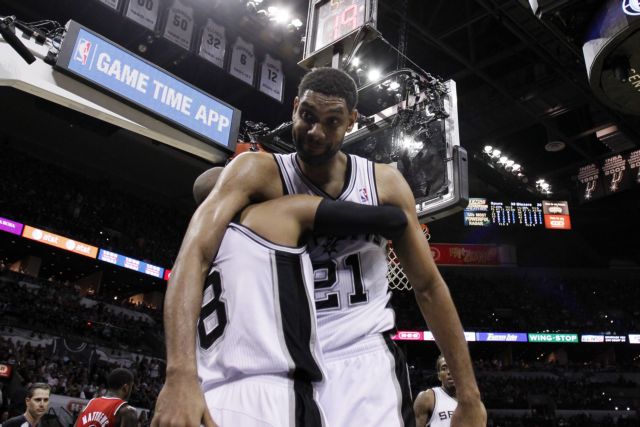 Πέρασαν στους τελικούς Ανατολής και Δύσης, Χιτ και Σπερς