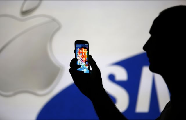 Η Apple κατηγορείται ότι τιμωρεί όσους αντικαθιστούν iPhone με Android