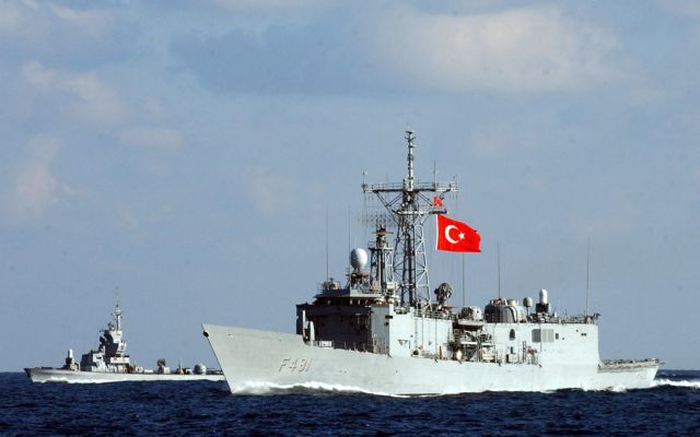 Στα ελληνικά χωρικά ύδατα τουρκικά πλοία που συμμετέχουν σε γυμνάσια