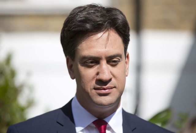 Βρετανία: Αντιμέτωπος με εσωκομματική γκρίνια ο ηγέτης των Εργατικών