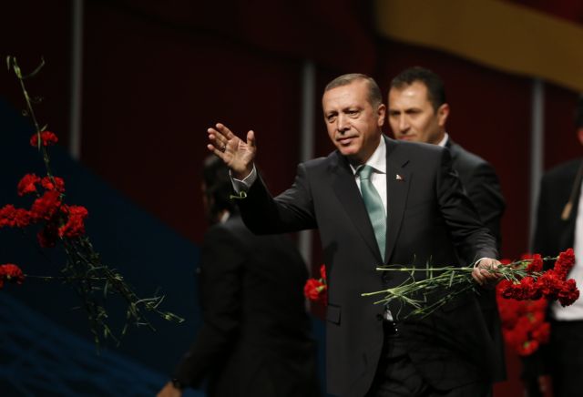 Ένταξη, όχι αφομοίωση ζητά ο Ερντογάν από τους Τούρκους που ζουν στη Γερμανία