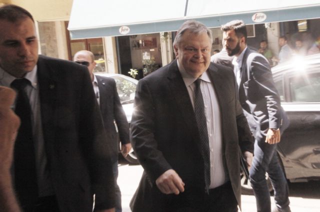 Βενιζέλος: Αντισυνταγματική η πρόταση Τσίπρα για εθνικές εκλογές