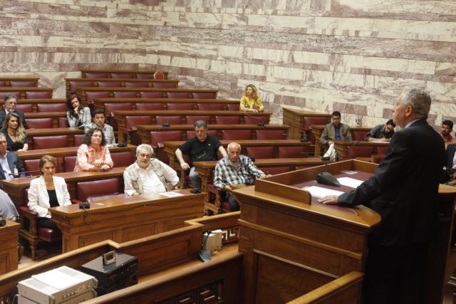 Κείμενο ενότητας από πέντε βουλευτές της ΔΗΜΑΡ