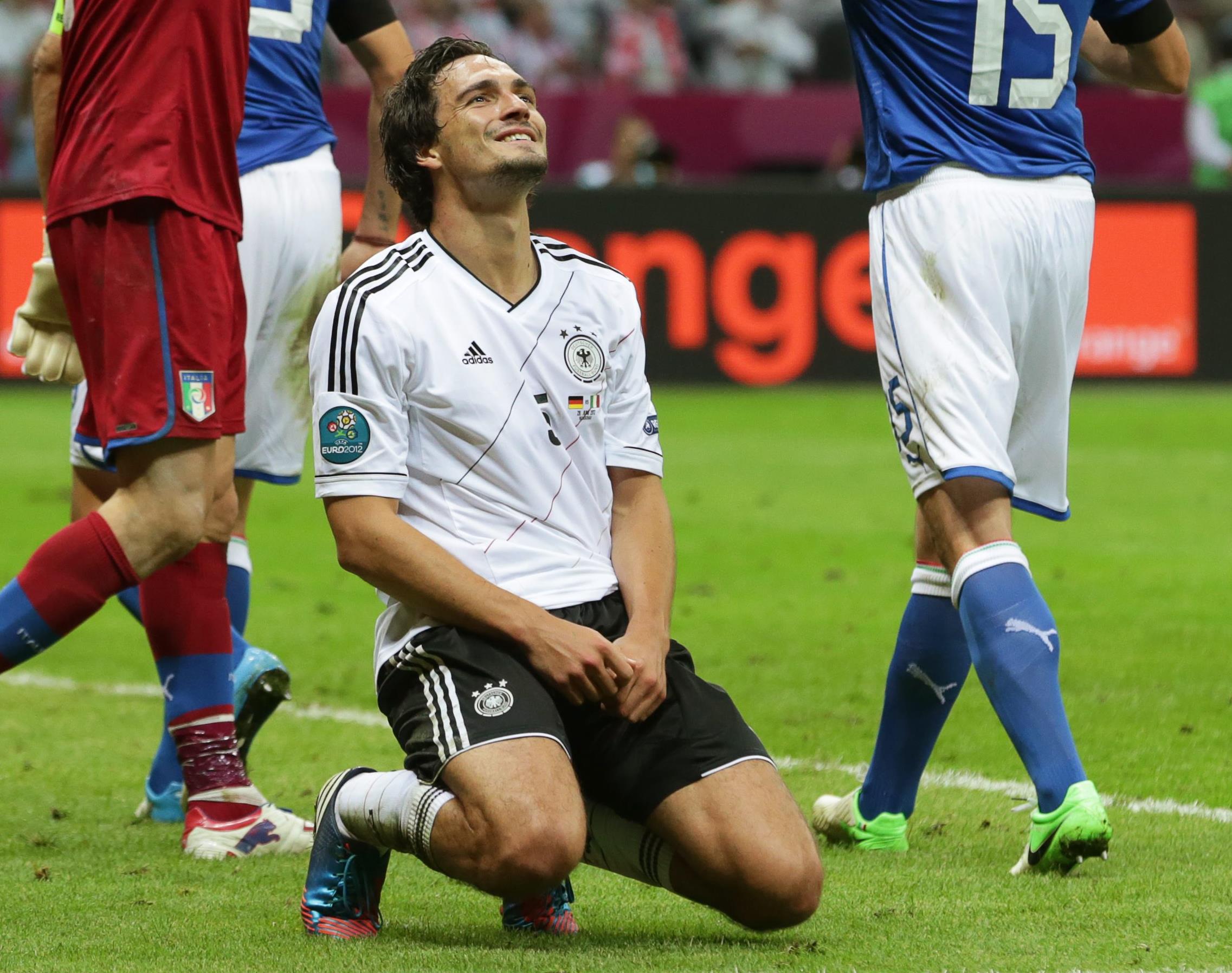 Ο Χούμελς πιο… σέξι και από τον Ρονάλντο στο Μουντιάλ της Βραζιλίας