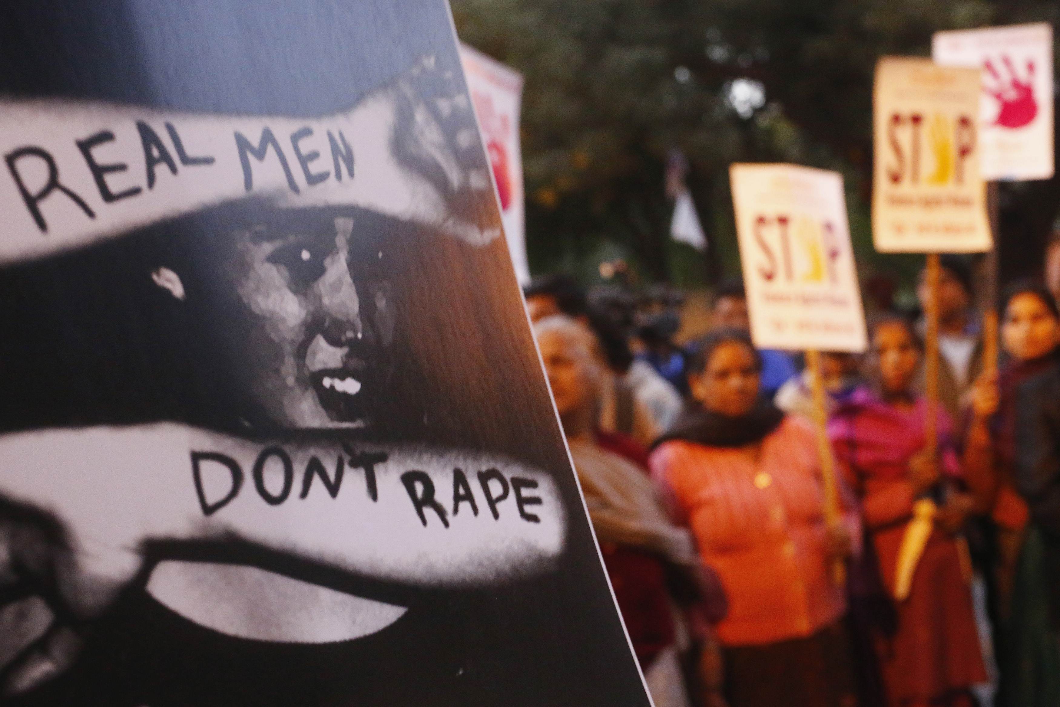 Ομαδικός βιασμός και απαγχονισμός για δύο έφηβες στην Ινδία