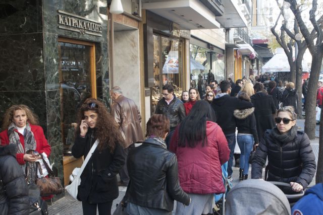 Θεσσαλονίκη: Κανονικά τα εμπορικά καταστήματα του Αγίου Πνεύματος