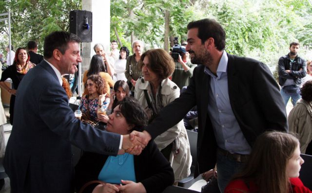 Με χειραψία Καμίνη – Σακελλαρίδη τα εγκαίνια της 37ης Γιορτής Βιβλίου