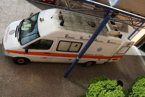 Έγκυος τουρίστρια τραυματίστηκε από ταχύπλοο την ώρα που κολυμπούσε