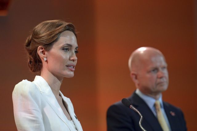 Τζολί και Χέιγκ μαζί στη μάχη κατά της σεξουαλικής βίας στον πόλεμο