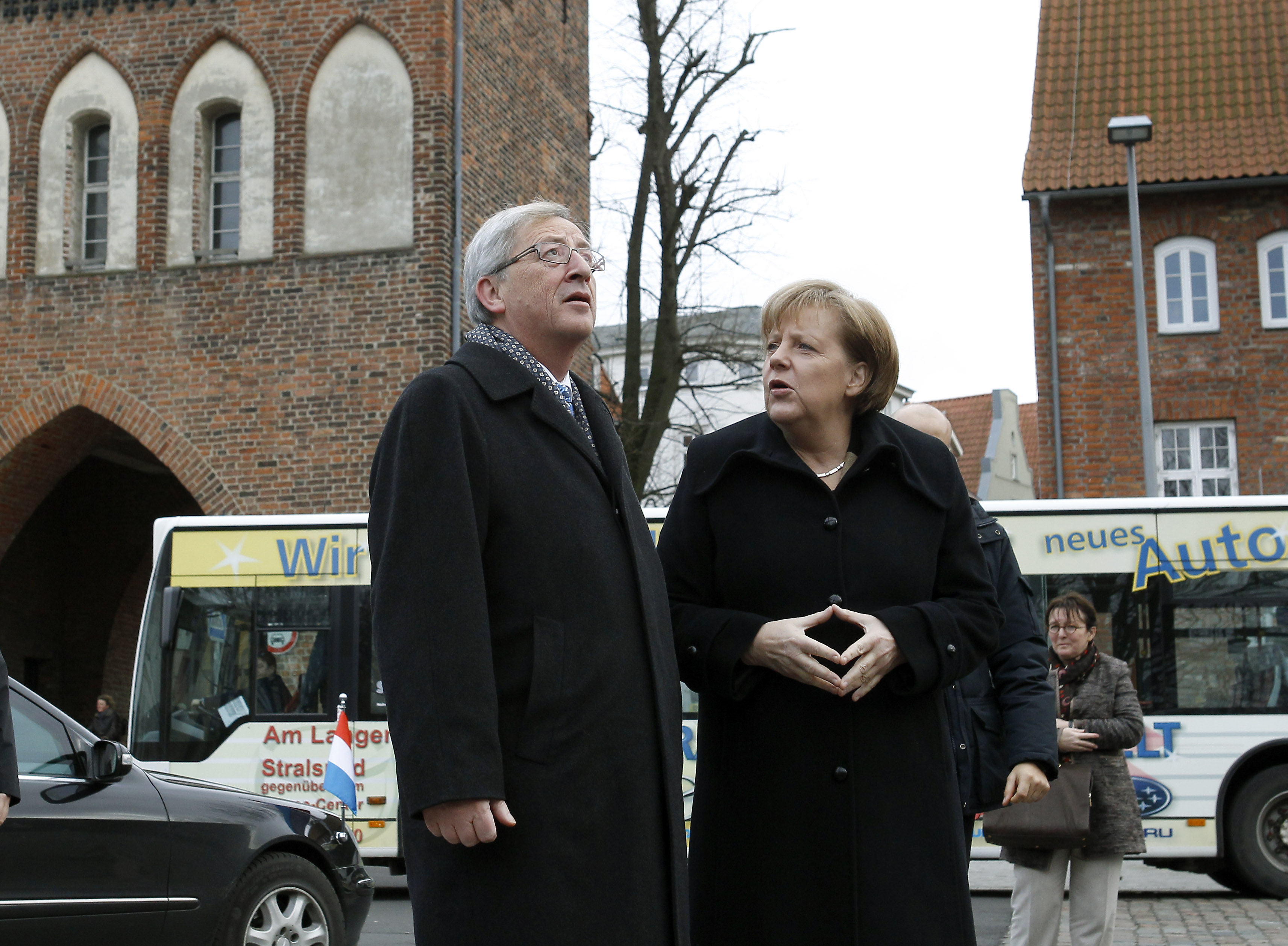 Το 60% των Γερμανών θέλει Γιούνκερ στο τιμόνι της Κομισιόν