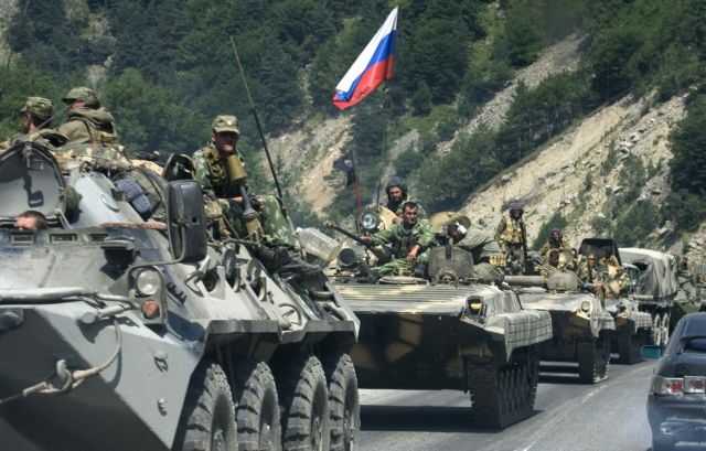 Ρωσικά τανκς πέρασαν τα σύνορα, καταγγέλλει η Ουκρανία