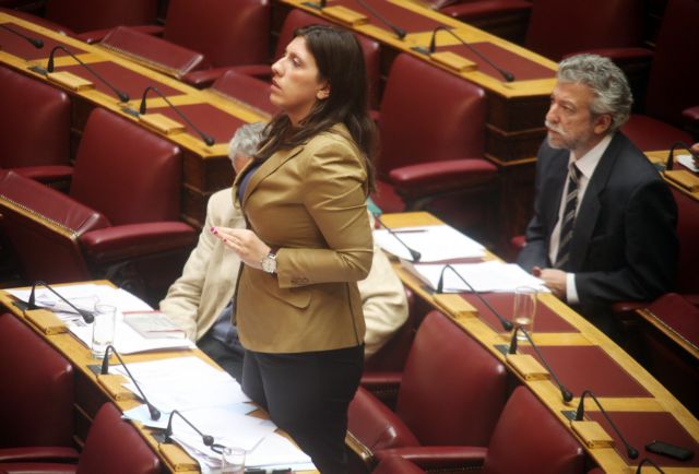 Καυγάς Ζωής Κωνσταντοπούλου και Λιάνας Κανέλλη στη Βουλή