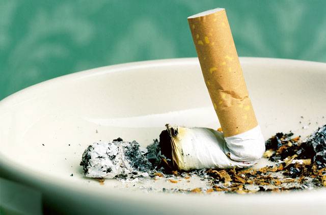 Συζήτηση για τις βλαβερές συνέπειες του καπνίσματος και τη διακοπή του