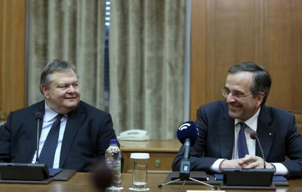 Αγώνας δρόμου στην κυβέρνηση για τα προαπαιτούμενα