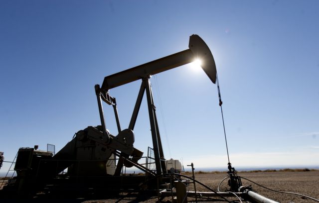 «Ραγίζει» η 40ετής απαγόρευση εξαγωγής αμερικανικού αδιύλιστου πετρελαίου