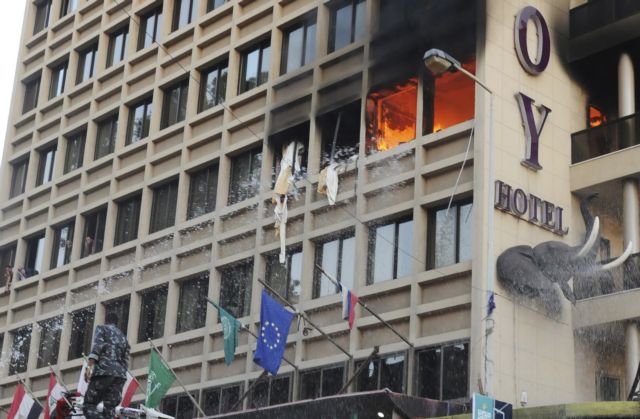 Βομβιστής ανατινάχτηκε σε ξενοδοχείο της Βηρυτού