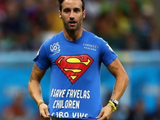 «Σώστε τα παιδιά από τις Φαβέλες» το μήνυμα του εισβολέα στο Βέλγιο-ΗΠΑ