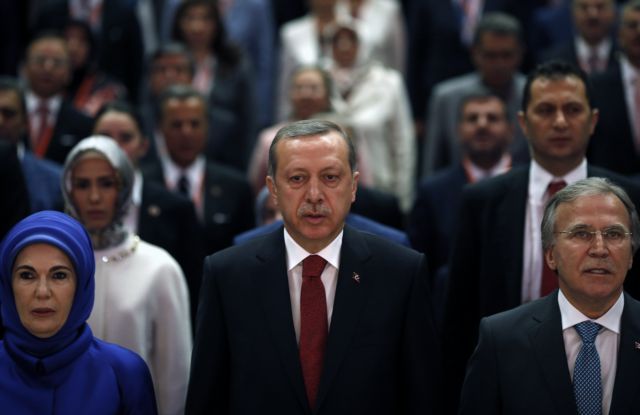 Πρεμιέρα Ερντογάν στην μάχη για την τουρκική προεδρία
