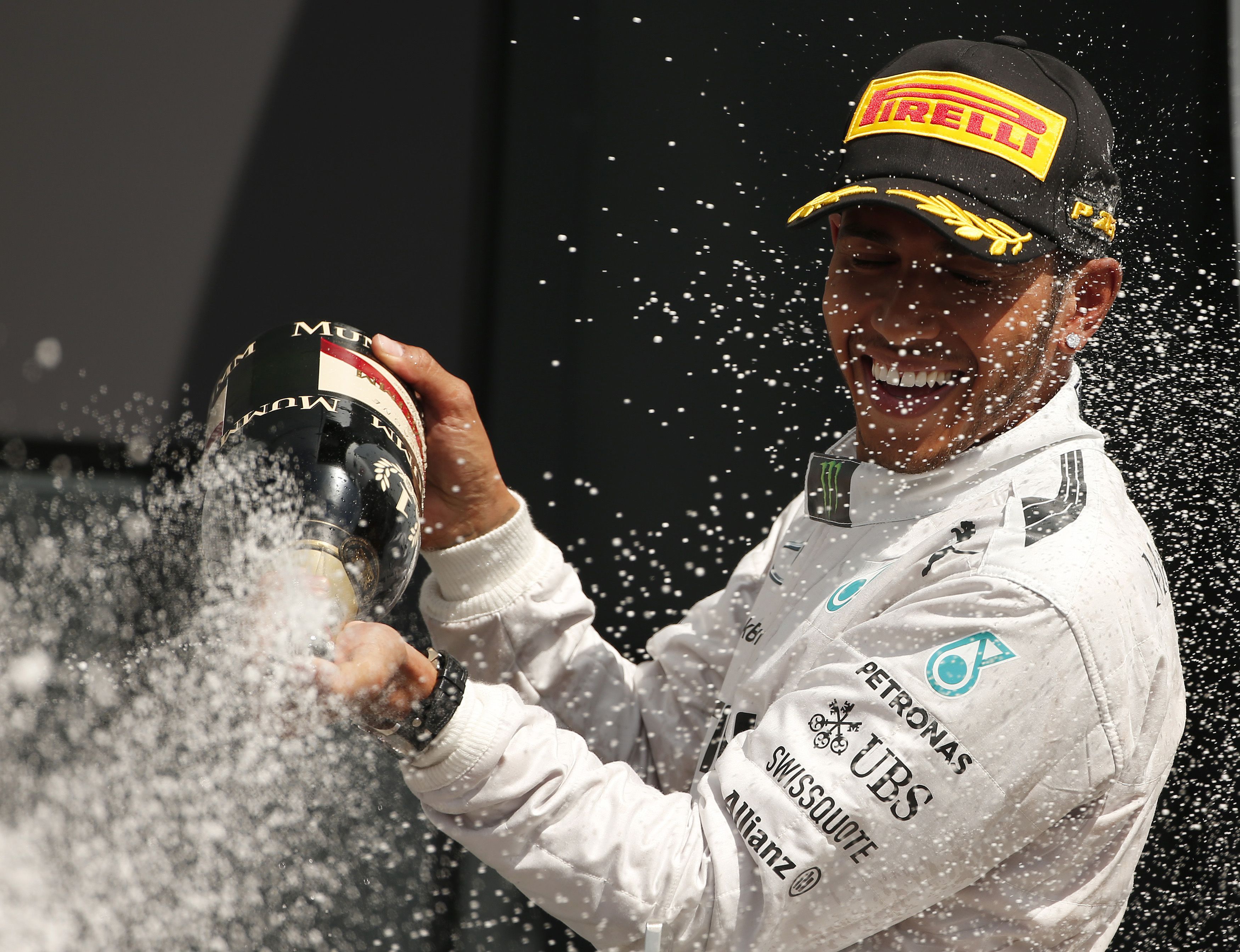 GP Βρετανίας 2014: Διπλός θρίαμβος για τον L. Hamilton