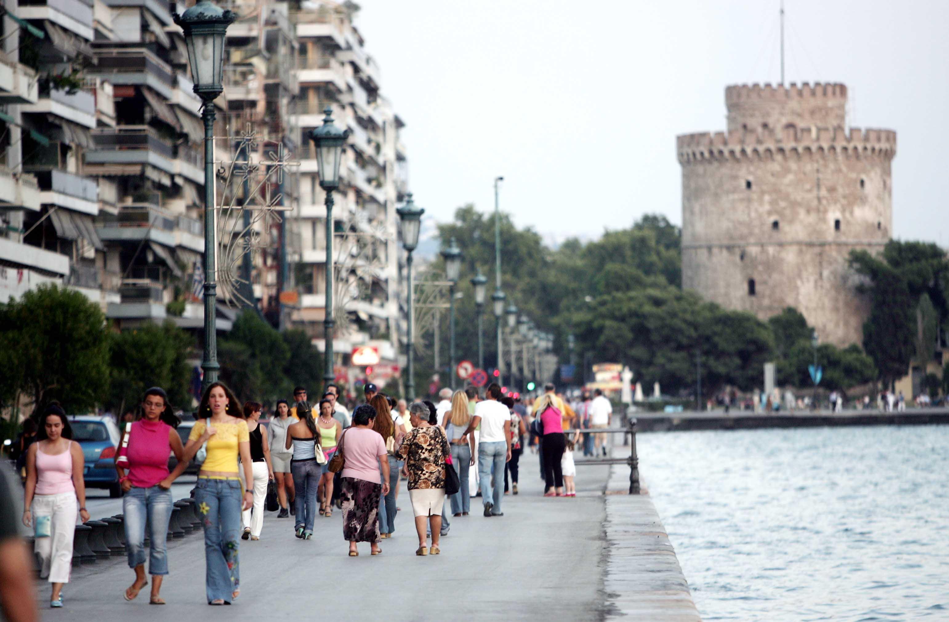 Με δύο καραβάκια η θαλάσσια συγκοινωνία στην Θεσσαλονίκη