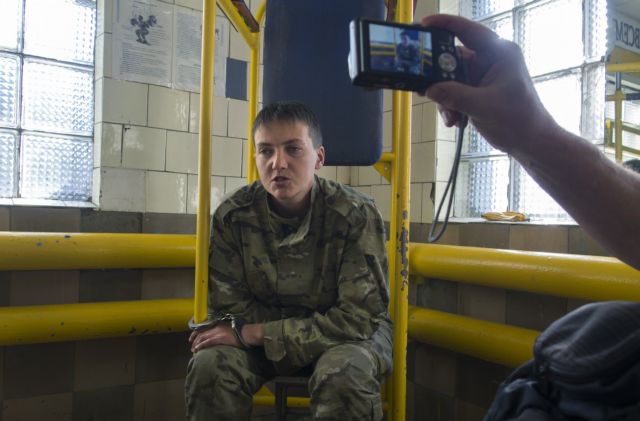 Η Ρωσία συνέλαβε και διώκει Ουκρανή πιλότο για φόνο δημοσιογράφων