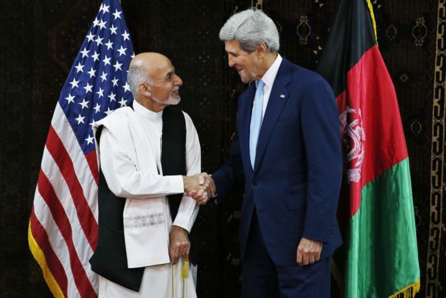 Πρόταση για επανέλεγχο των ψήφων ώστε να αρθεί το αφγανικό αδιέξοδο