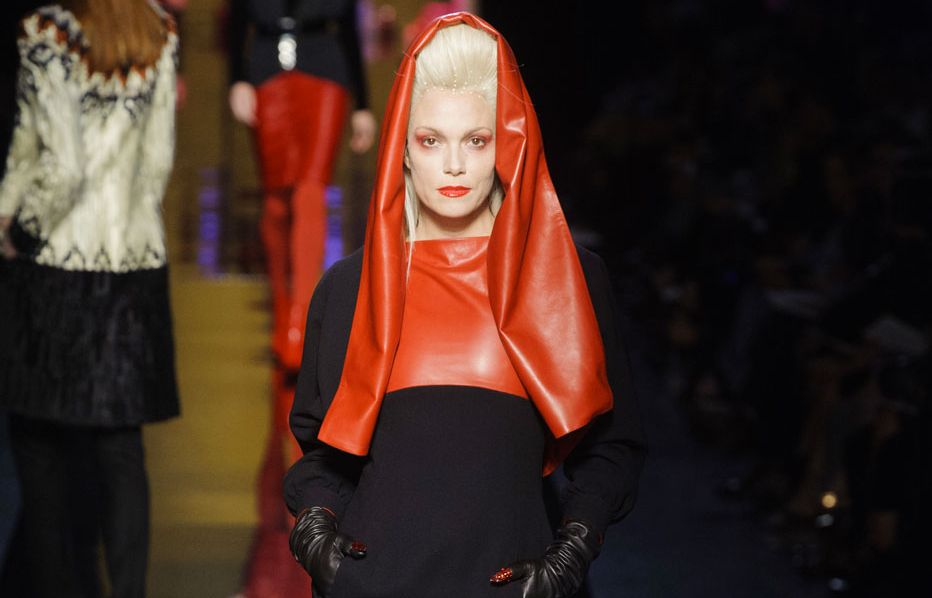 Η Βίκυ Καγιά στο σόου του Γκοτιέ