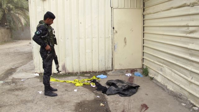 Ένοπλοι εκτέλεσαν 33 άτομα στη Βαγδάτη