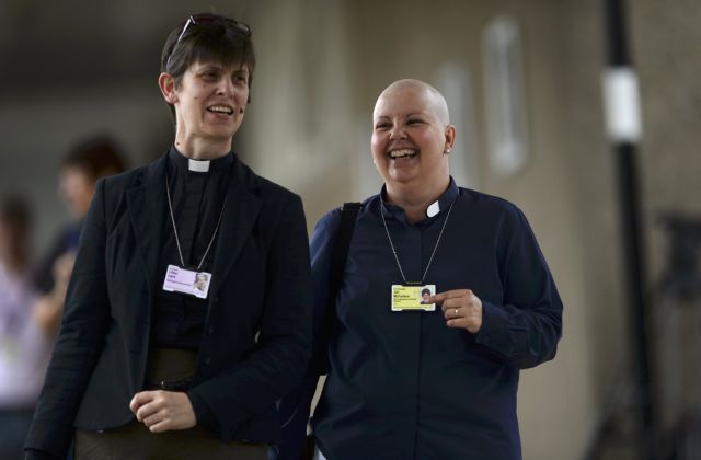 «Πράσινο φως» στις γυναίκες επισκόπους από την Εκκλησία της Αγγλίας