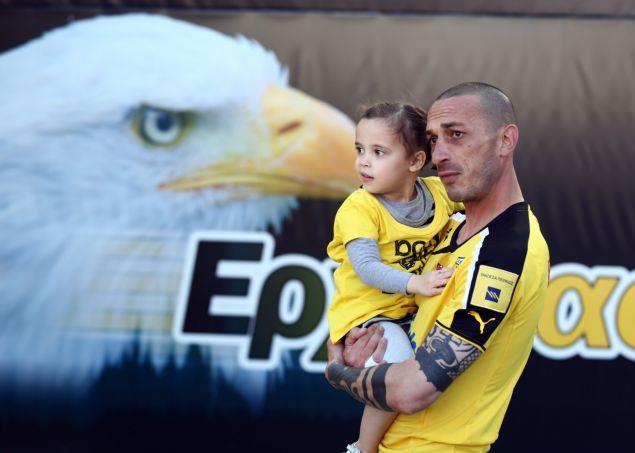 Η ΑΕΚ αποχαιρέτησε τον Τσιρίλο που πάει… Ινδία