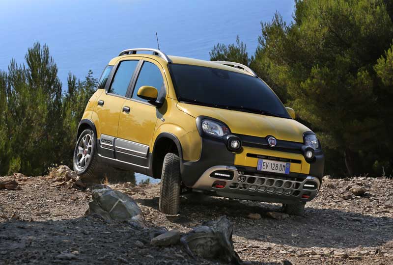 Fiat Panda Cross: Το φθινόπωρο στην Ελλάδα από 17.830 ευρώ