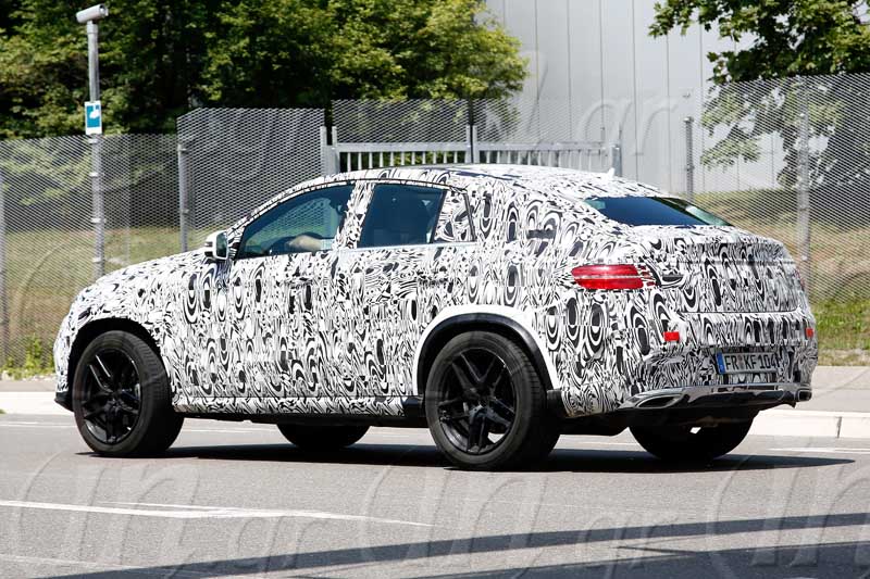 Mercedes-Benz MLC 2015: H coupe πλευρά των SUV