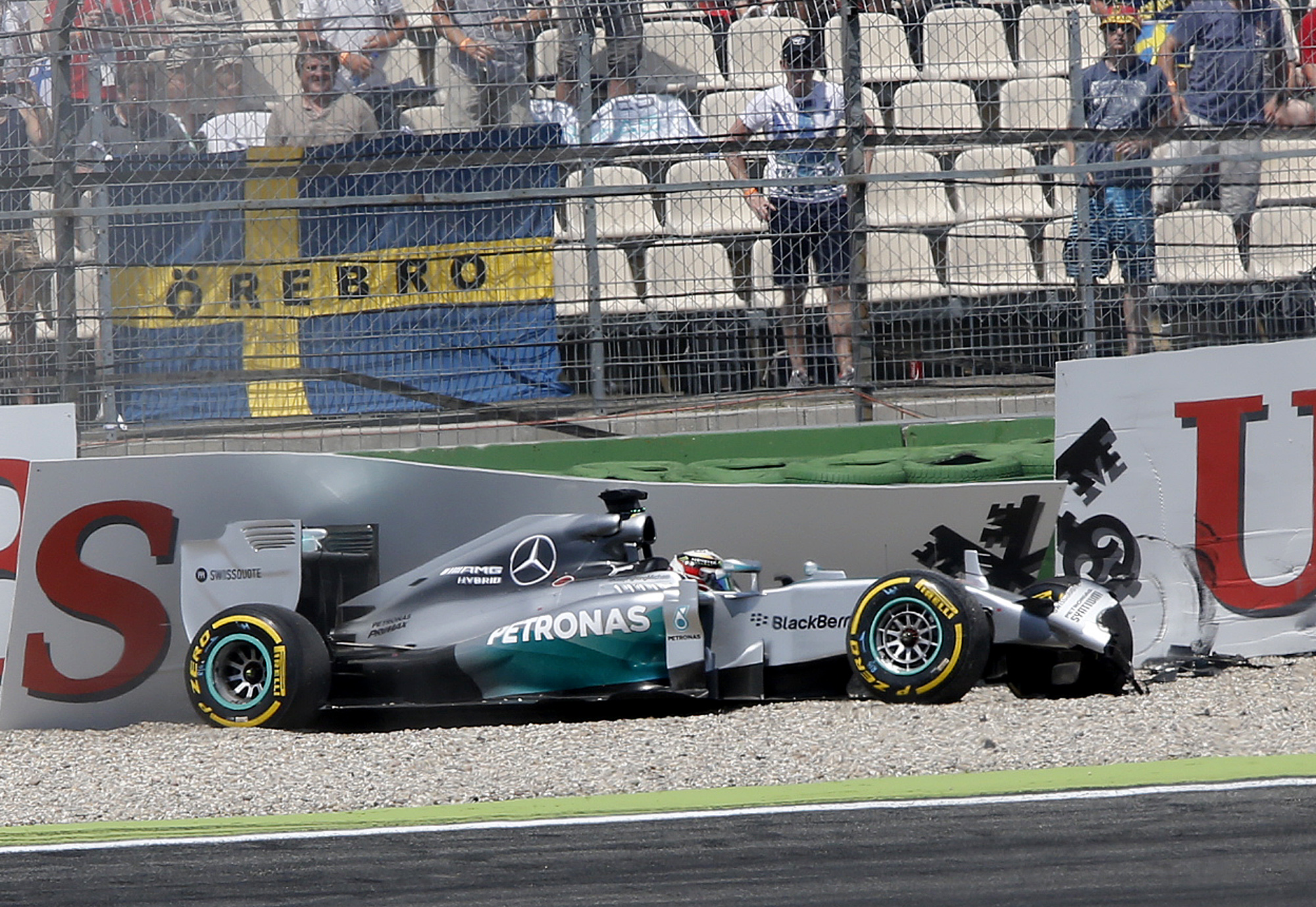 GP Γερμανίας 2014: Pole position για Rosberg, εκκίνηση από την 20η θέση για Hamilton