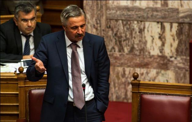 Μανιάτης: Μόνο η χάραξη του αιγιαλού είναι αναγκαία