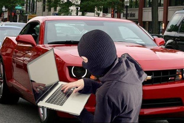 Οι χάκερ απειλούν τώρα και τα αυτοκίνητα