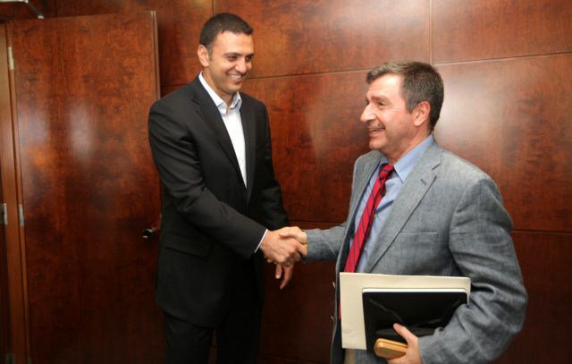 Κικίλιας: Θέλουμε τους αστυνομικούς στους δρόμους και όχι στα γραφεία