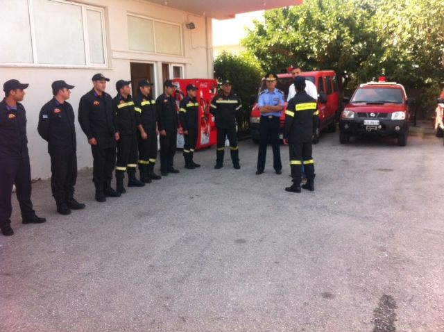 Νέες επισκέψεις Κικίλια σε πυροσβεστικούς σταθμούς της Αττικής